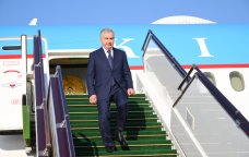 Özbəkistan Prezidenti Azərbaycana səfərə gəldi - FOTO
