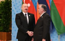 İlham Əliyev Düşənbədəki "Millət" sarayında belə qarşılandı - FOTO/VİDEO