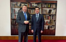 Hikmət Hacıyev Almaniya XİN-in Dövlət Katibi ilə görüşüb
