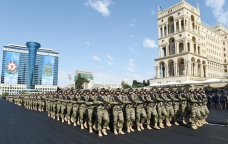 Bakıda Zəfər Gününə həsr olunmuş hərbi parada hazırlıq məşqləri KEÇİRİLİR