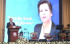 “Mən bu ömrü elə belə yaşadım” – ADPU-da professor Mahirə Hüseynovanın 65 illik yubileyi – FOTO