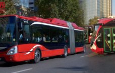 Bakı-Sumqayıt yolunda təhlükə saçan “qarmoşka” avtobuslar – Sürücülər çətin DURUMDA – VİDEO