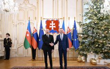 Prezident Slovakiya səfərindən paylaşım edib - VİDEO