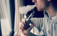 Elektron siqaretlərlə bağlı TƏKLİF – Qadağanın qüvvəyə mindiyi tarix ertələnə bilər