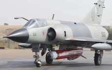 Pakistan ilk dəfə qanadlı raketini sınaqdan keçirdi - VİDEO