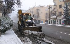 Bakıda qarlı hava ilə bağlı hansı hazırlıq işləri görülüb? &ndash; RƏSMİ AÇIQLAMA
