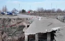 Bu ərazidə körpü uçdu - Sakinlər çətin vəziyyətdə - VİDEO