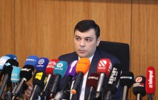 Saatlıq əməkhaqqı sisteminə ilk bu şəxslər keçə bilər &ndash; Xidmət rəisindən AÇIQLAMA