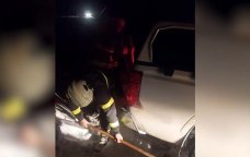 Füzulidə avtomobillərdə köməksiz vəziyyətdə qalan vətəndaşlara yardım göstərildi - VİDEO