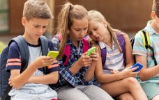 Hər 10 yeniyetmədən biri psixi problem yaşayır - Günahkar sosial şəbəkələrdir, yoxsa..?