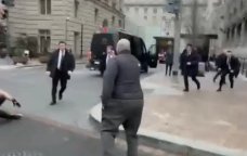 Prezidentin qaldığı hotelə hücum edənlər kimlərdir? - Qərb demokratiyasının əsl üzü - VİDEO