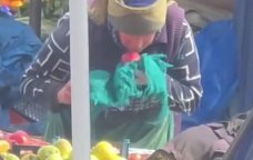 Almaları tüpürərək silməsi ilə gündəm olan satıcı danışdı – VİDEO