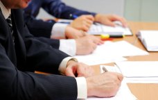 Dövlət başçısının imzaladığı fərmanlar qeyri-şəffaf əməkhaqqı sisteminin sadələşdirilməsinə yönəlib - TƏHLİL