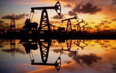 Neftin qiymətində REKORD ENİŞ - FOTO