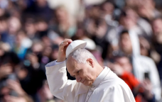 Roma Papası: Trampla mübahisə etmək marağımda deyil