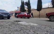 Kanalizasiya xətləri təmir edildi, asfaltın bərpası "yaddan çıxdı" - VİDEO