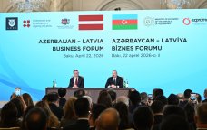 Prezidentlər Azərbaycan-Latviya biznes-forumunda &ndash; FOTO