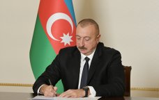 Prezident Azərbaycan xalçaçılarını təltif etdi &ndash; SİYAHI