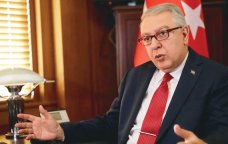 Diplomat olduğunu bir anlıq unudanda... &ndash; Sərdar Kılıçın erməni sevgisinin SİYASİ ANATOMİYASI