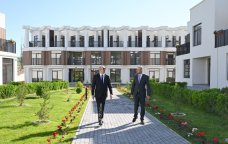 İlham Əliyev Zəngilan şəhərində ilk yaşayış kompleksinin açılışında - FOTO