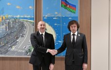 İlham Əliyev Gürcüstanın Baş naziri ilə görüşdü &ndash; FOTO