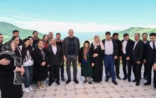 İlham Əliyev Şuşanın Böyük Qaladərəsi kəndində sakinlərlə görüşdü - FOTO-VİDEO