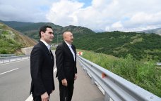 İlham Əliyev və Sərdar Berdiməhəmmədov Daşaltı kəndində - FOTO