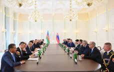 İlham Əliyevin Slovakiya Prezidenti ilə geniş tərkibdə görüşü keçirildi – FOTO