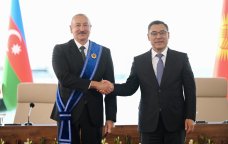 Azərbaycan və Qırğızıstan prezidentləri təltif olundu - FOTO