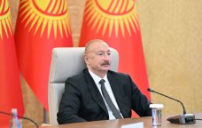 Prezident: “Biz dost, qardaşıq, xalqlarımızı ortaq köklər birləşdirir” - VİDEO