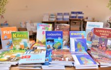 Dərsliklər dəyişdi, bəs nöqsanlar? – Tədris materialları YENİDƏN GÜNDƏMDƏ