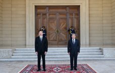 İlham Əliyev Kamboca Baş nazirini qarşıladı - FOTO