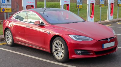 Tesla yeni elektrik avtomobilini təqdim etdi