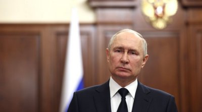 Putin: “Rusiya daxildən dəyişir” - VİDEO