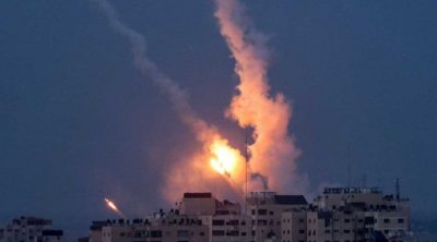 İsrail İrana raket zərbəsi endirdi – VİDEO 