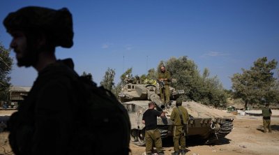 İsrail ordusu Livanın sərhəd bölgələrində yerləşən 12 yaşayış məntəqəsinə hücum edib