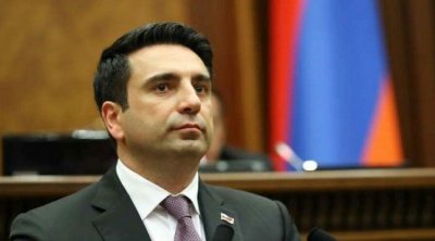 Bakı sərhəd dirəyinin o biri tərəfində Ermənistan olduğunu qəbul edir - Simonyan