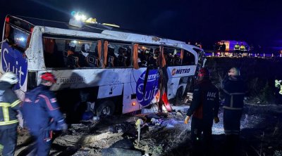 Türkiyədə sərnişin avtobusu aşdı - 2 ölü, 34 yaralı var - FOTO