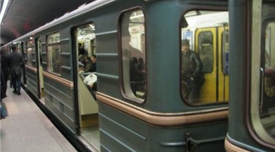 Bakı metrosunda HƏYƏCANLI ANLAR – Qatar niyə dayandırıldı? – RƏSMİ 