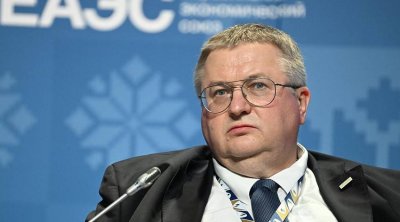 Aleksey Overçuk: “Rusiya Şimal-Cənub dəhlizinin yaradılması üçün Azərbaycanla sıx əməkdaşlıq edir”