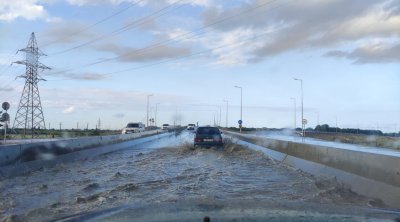 Sel suları nəticəsində Xaçmaz-Quba yolunda avtomobillərin hərəkəti çətinləşib