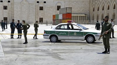 Tehranda silahlı qarşıdurma: 3 polis öldürüldü
