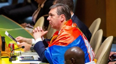Serbiya Prezidenti BMT Baş Assambleyasının iclasına ölkə bayrağı ilə QATILDI - VİDEO 