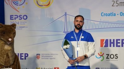 Ruslan Lunyov Avropa Çempionatında gümüş medal qazandı
