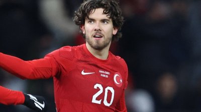 “Fənərbağça” futbolçusuna 30 milyon qiymət qoydu