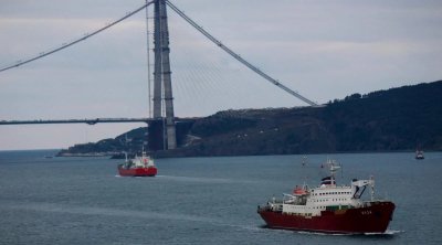 Türkiyə Bosfor və Çanaqqala boğazlarından gəmilərin keçid haqqını artırdı