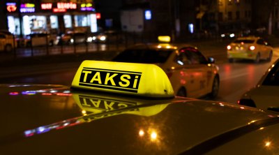 Bir gecədə taksilərin qiyməti od tutub yandı - VİDEO