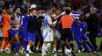 Fransa və Argentina futbolçuları arasında dava düşdü - VİDEO