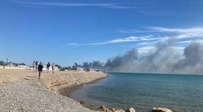 Ukrayna Rusiya donanmasına məxsus gəmini vurdu