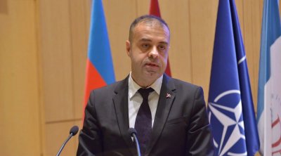 Azərbaycanlı diplomat və xanımının Brüsseldə 90 minlik saatı OĞURLANDI